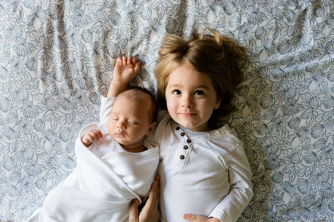 A Guide to Introducing a New Baby to Older Siblings